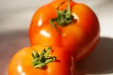 ANPC a găsit neconformități la 121 de tone de legume în București-Ilfov. Pesticide confirmate în produse certificate ca fiind curate