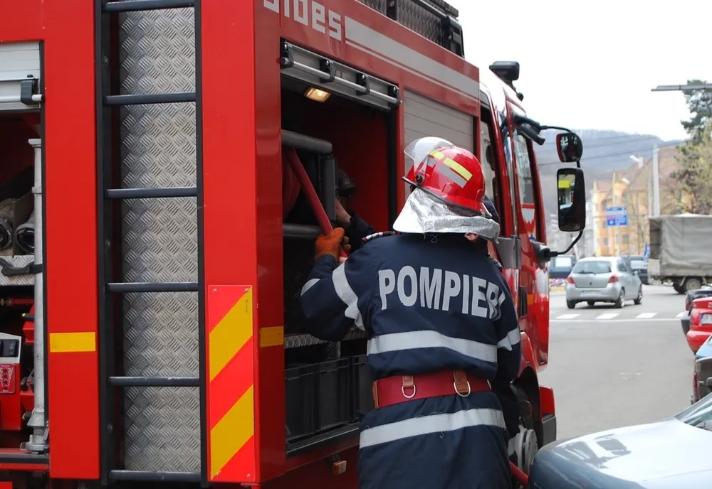 Persoană decedată în urma unui incendiu produs aseara în localitatrea Moldoveni
