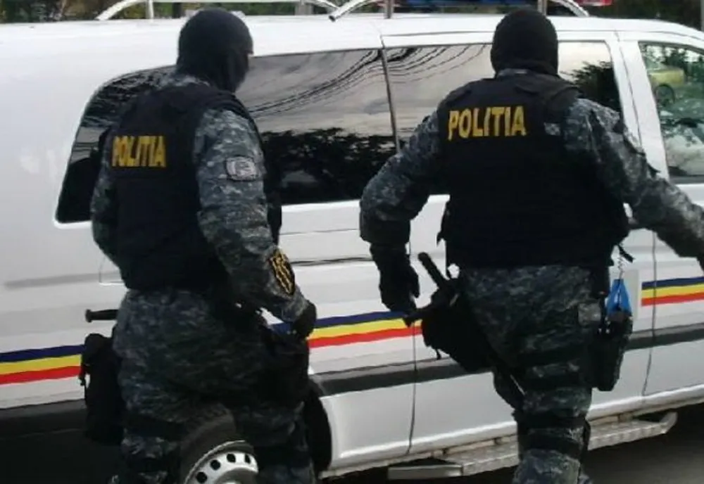 Slobozia are cu doi hoți mai puțin pe străzi