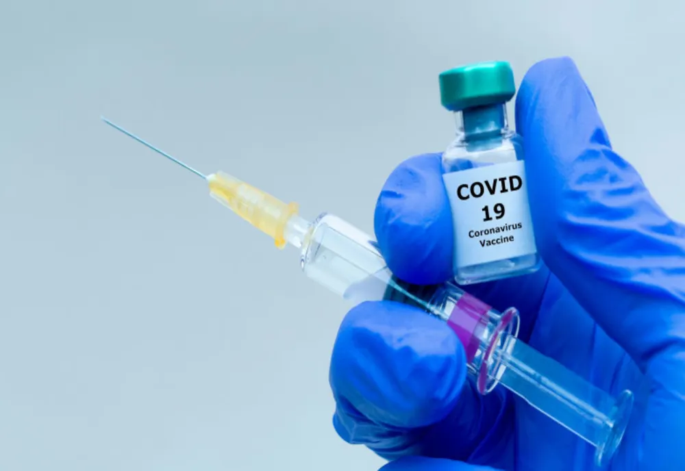 A patra tranșă de vaccin anti coronavirus a ajuns în țară: câte doze sunt rezervate pentru vestul țării