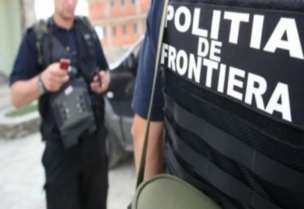 Poliţe RCA false descoperite și confiscate de polițiștii de frontieră