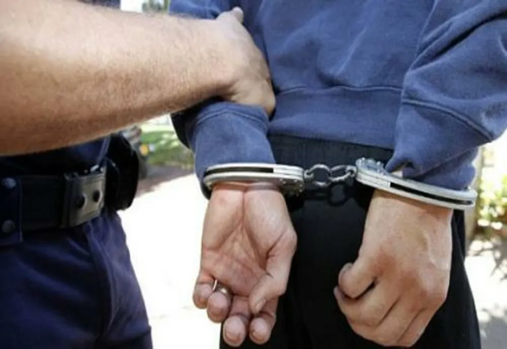 Copilă de 12 ani din Oradea, răpită dintr-un parc și agresată sexual de un bărbat de 66 de ani! A fost arestat preventiv