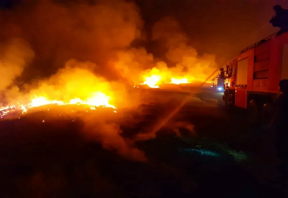 Incendiu violent la Drăgoiești