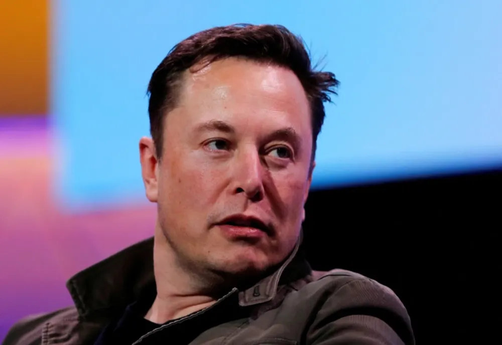 ELON MUSK, ATAC LA ȘEFUL CCR, ÎN CONTEXTUL ANULĂRII ALEGERILOR PREZIDENȚIALE: „TIPUL ĂSTA ESTE UN TIRAN, NU UN JUDECĂTOR”