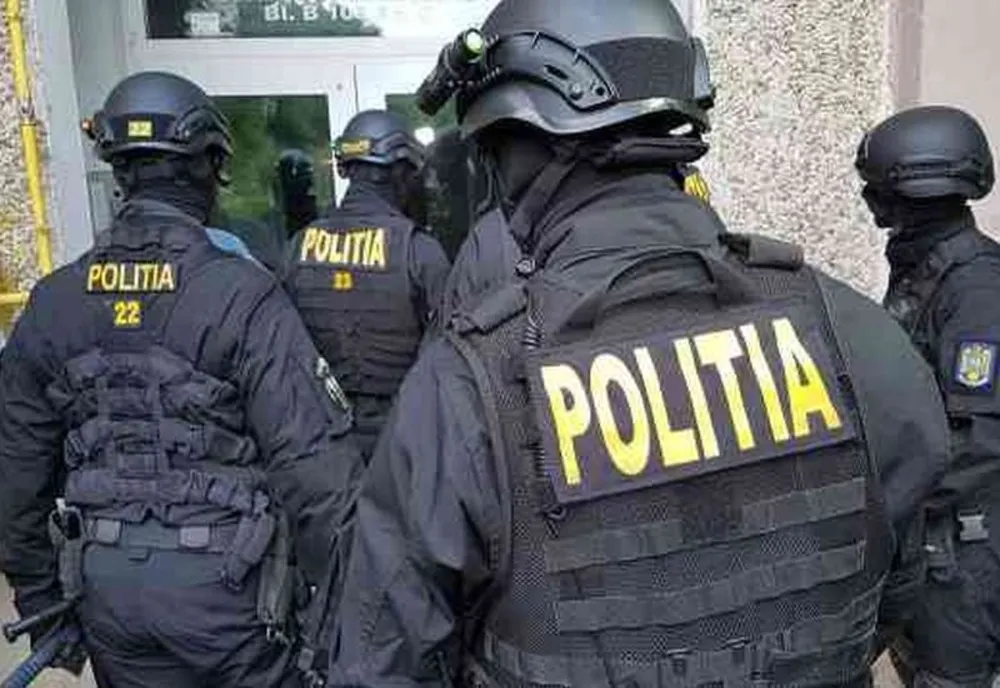 Percheziții în Ialomița, la persoane bănuite de evaziune fiscală din comerț cu combustibil