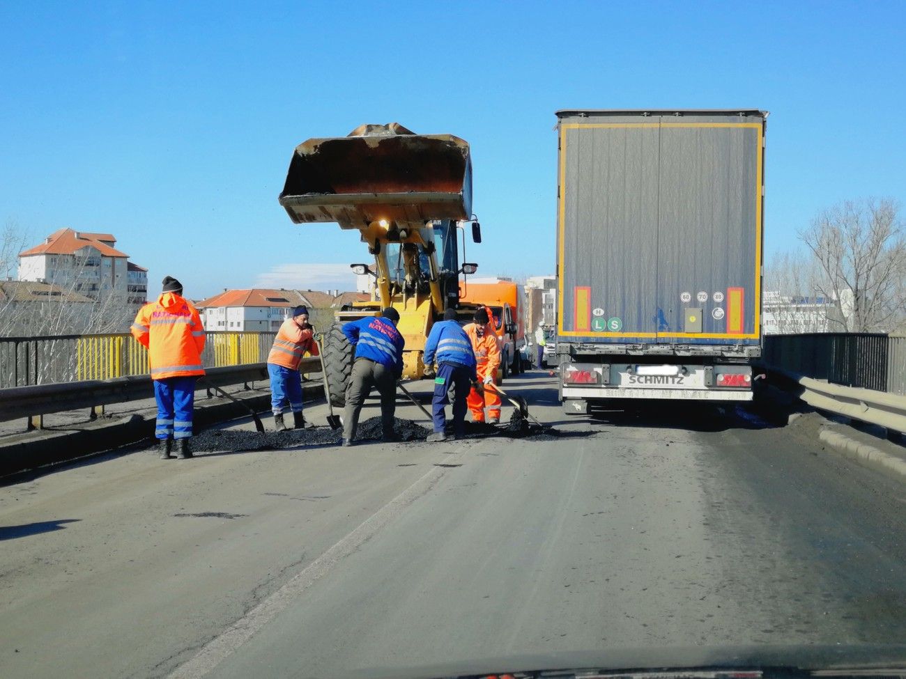 Aici sub banii dumneavoastră: salarii de lux pentru directorii din CNAIR