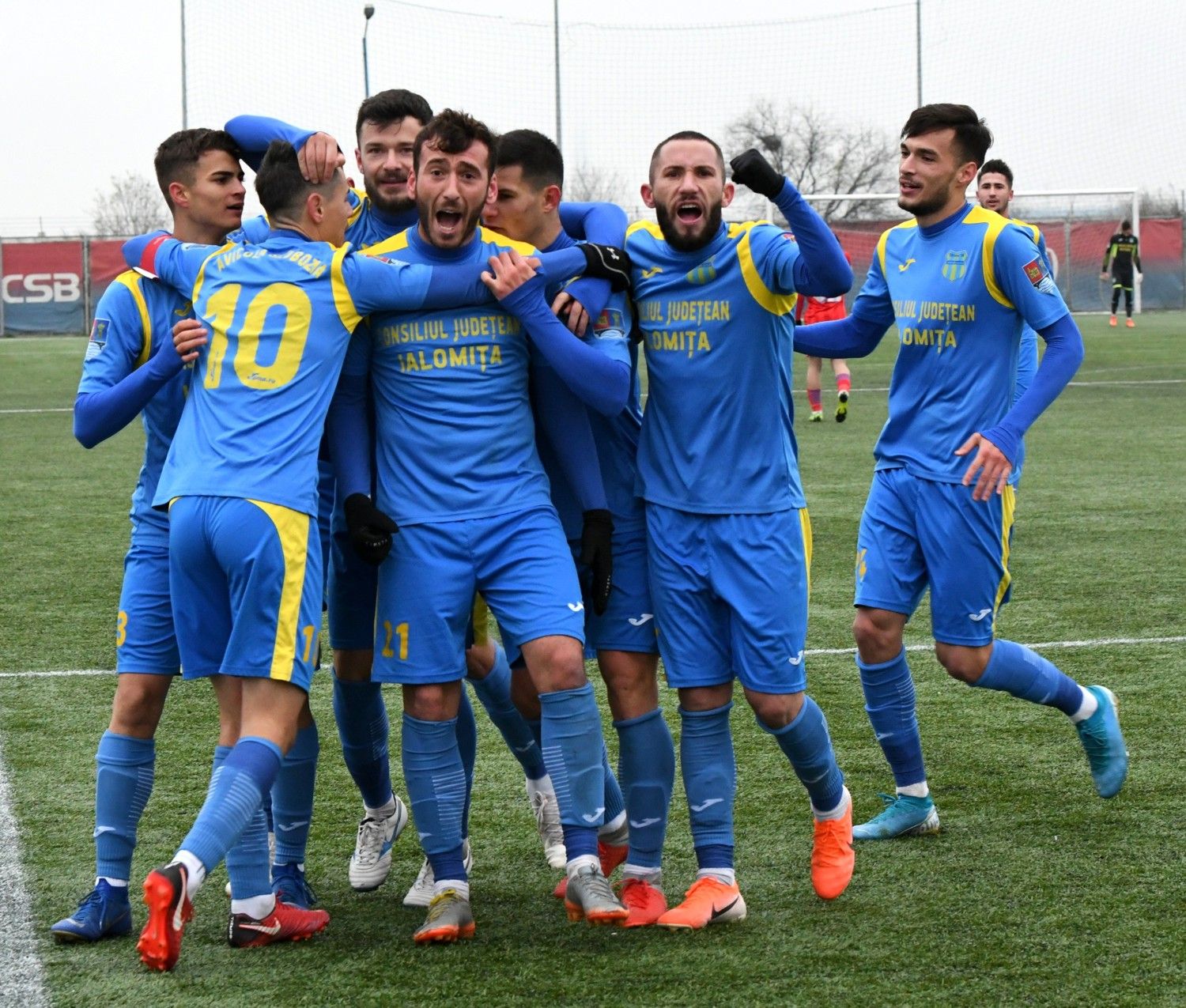 fotbal-unirea-slobozia-fcsb