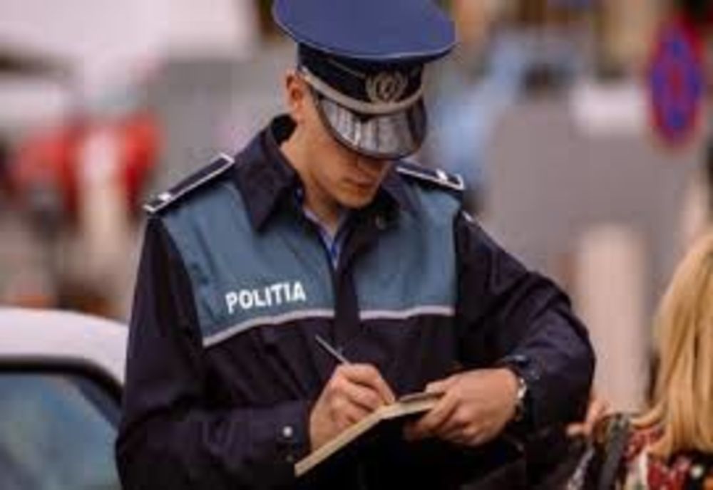 De Crăciun, sute de poliţişti asigură liniştea publică în judeţul Ialomiţa 