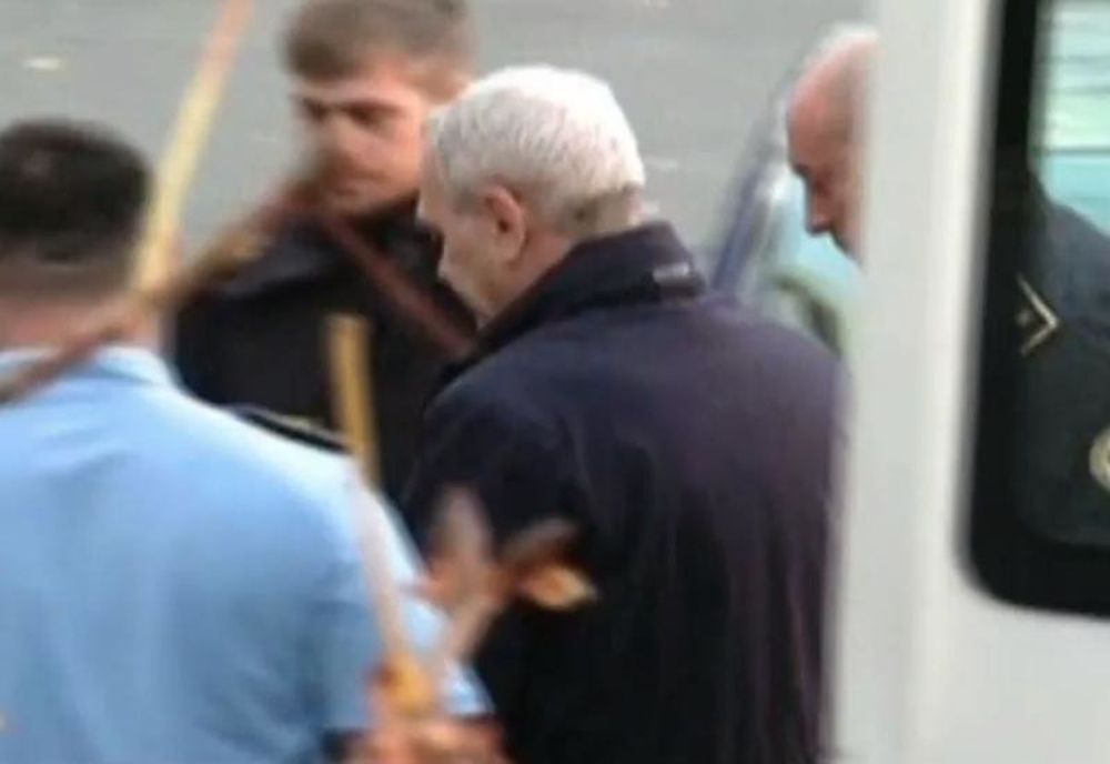 Liviu Dragnea, adus cu duba la Instanța Supremă. Fostul șef al PSD speră să scape de închisoare