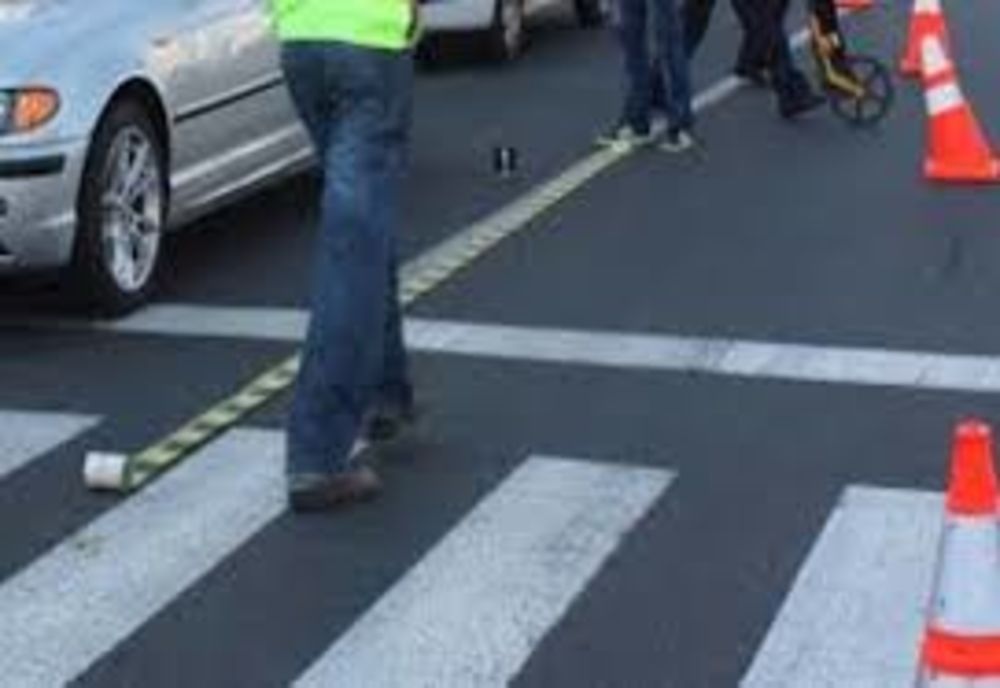 Copil de 4 ani lovit de o mașină pe trecerea de pietoni. Soferița s-a ales cu dosar penal