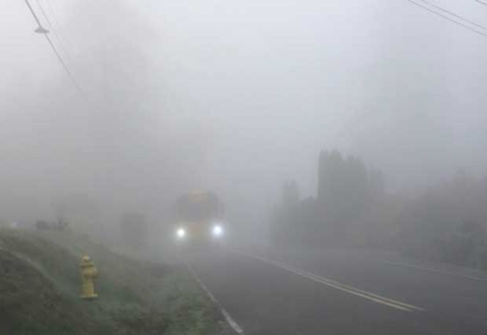 Trafic rutier afectat de ceață pe drumuri din mai multe județe