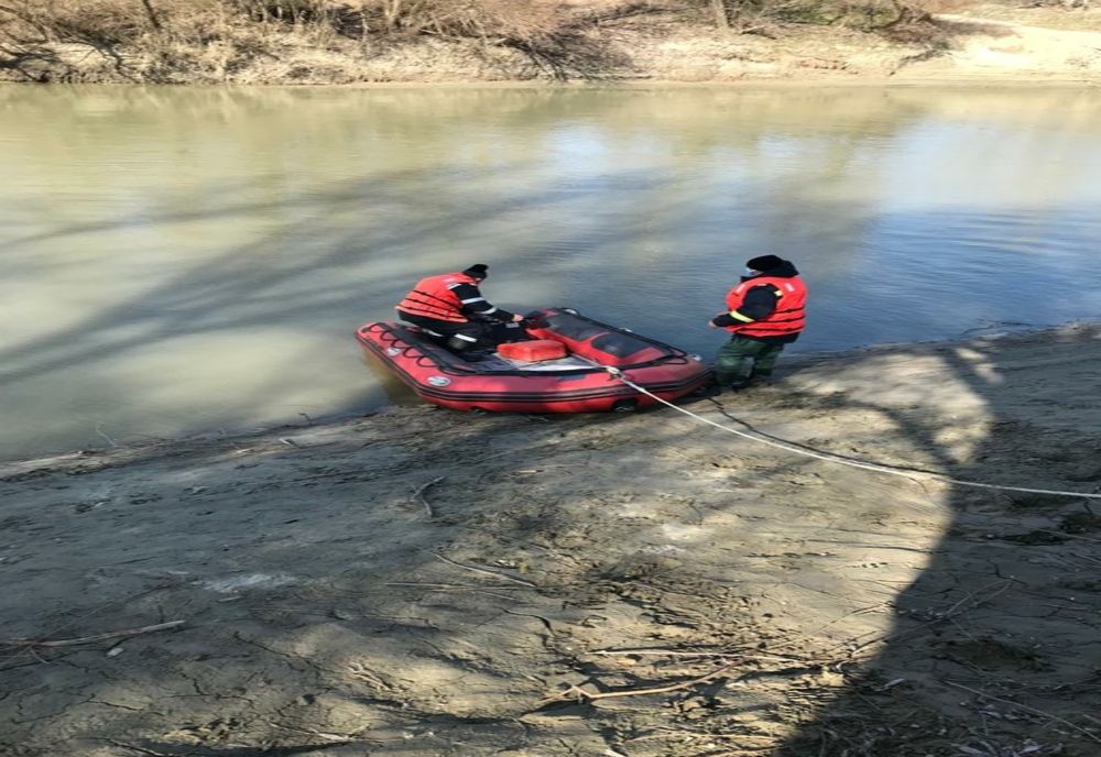 video Alertă la Slobozia! Bărbat căutat în râul Ialomița