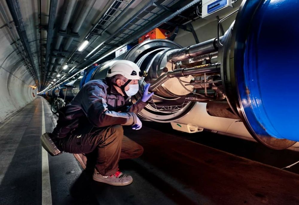 CERN a anunțat repornirea acceleratorului de particule pentru a detecta materia întunecată, aflată dincolo de universul vizibil