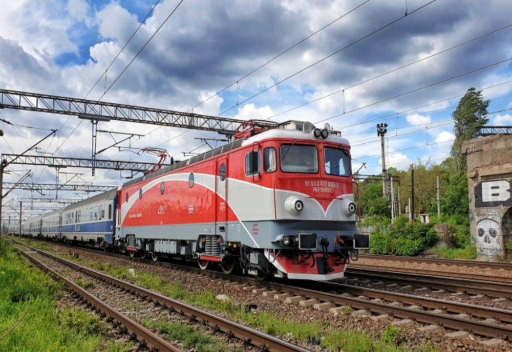VIDEO Incident într-un tren care circula pe ruta Brașov-București! Un bărbat a leșinat din cauza căldurii