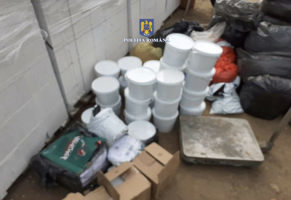 Aproape 700 de kilograme de tutun confiscate de polițiști. Prejudiciu uriaș