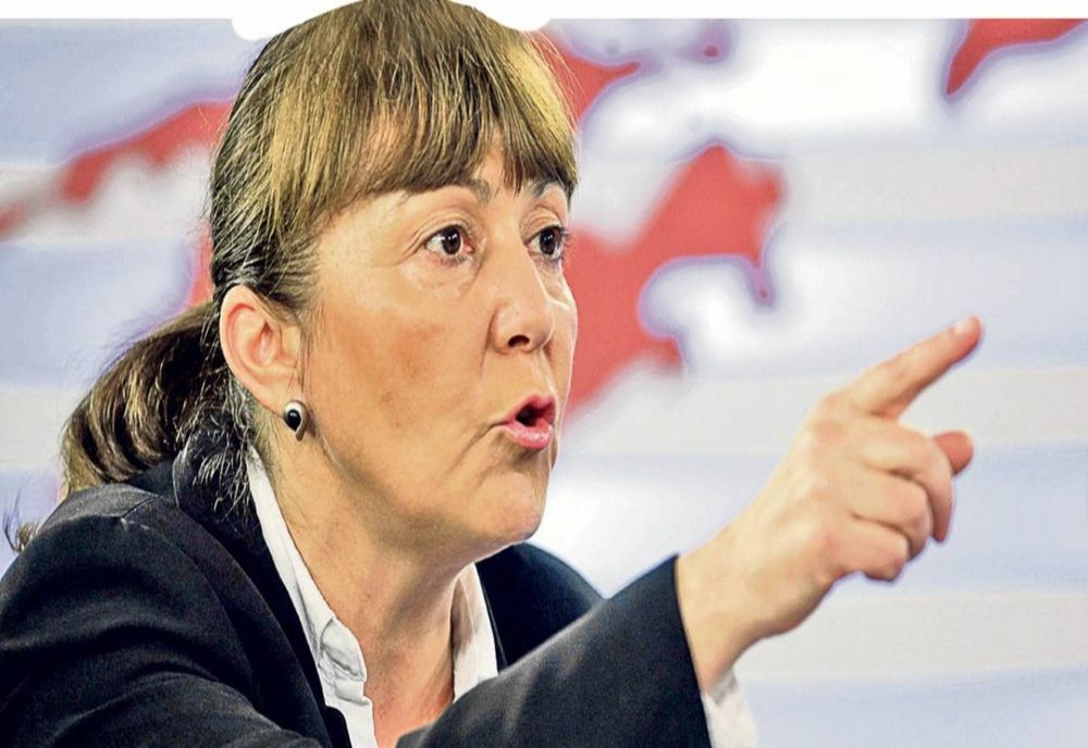 Cum fuge Monica Macovei de Justiție - Acțiune șoc pentru a afla dovezi din dosarul accidentului, în timp ce motociclistul rănit e în spital