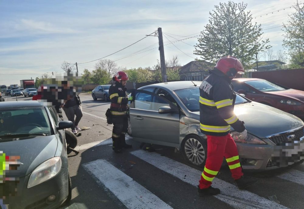FOTO Accident cu 5 victime la Movilița