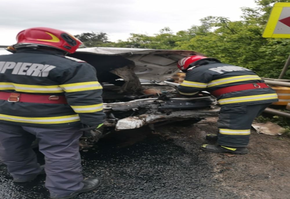 Ialomița. Accident grav pe DN2. O persoană la spital