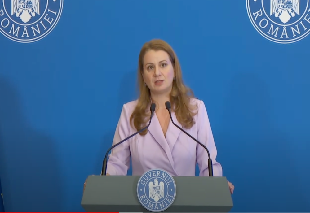 Deca: Cred că în acest an putem rezolva problema şcolilor cu grup sanitar în curte