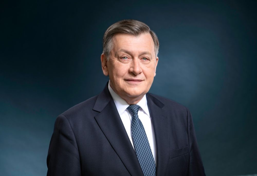 BIROUL ELECTORAL CENTRAL A VALIDAT CANDIDATURA LUI CRIN ANTONESCU