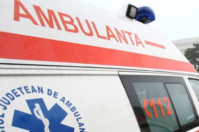 Carnagiu pe o autostradă din Ungaria: șapte morți după ce un microbuz s-a izbit violent de un camion
