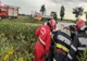FOTO| Mașină răsturnată pe câmp. Patru persoane rănite