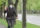 "O alternativă excelentă". Președintele Iohannis a mers cu bicicleta la serviciu